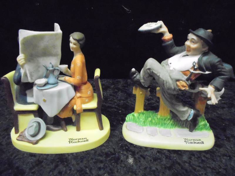 lot 35 image: Lot - Danbury Mint Norman Rockwell Figurines