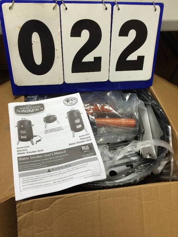 Meco Southern Country 2-in-1 Charcoal Water Smoker Grill stock and actual photos used to display item