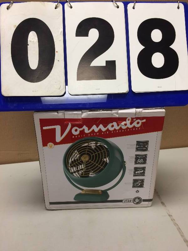Vornado Whole room Air Circulators in like New working conditions