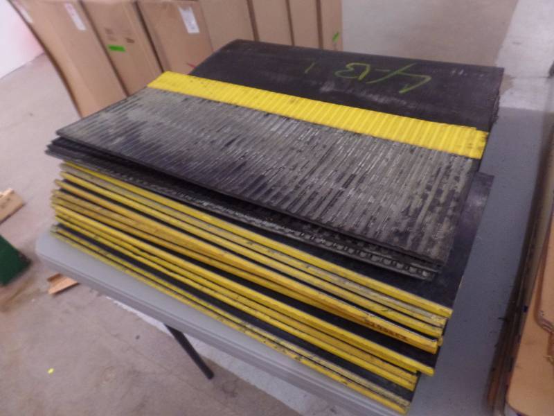 Wheelchair Lift Bottom Step Tread