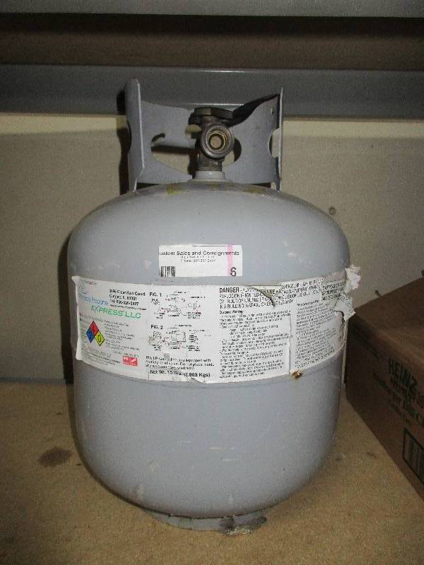 lot 6 image: Propane tank