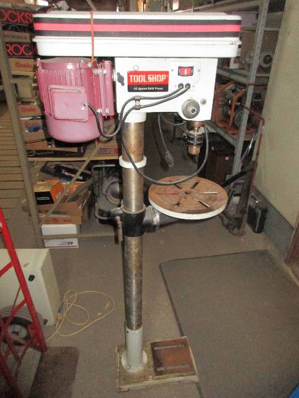 lot 34 image: Drill press
