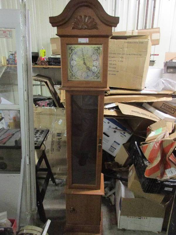 lot 51 image: grandfather clock