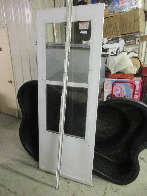 lot 66 image: storm door