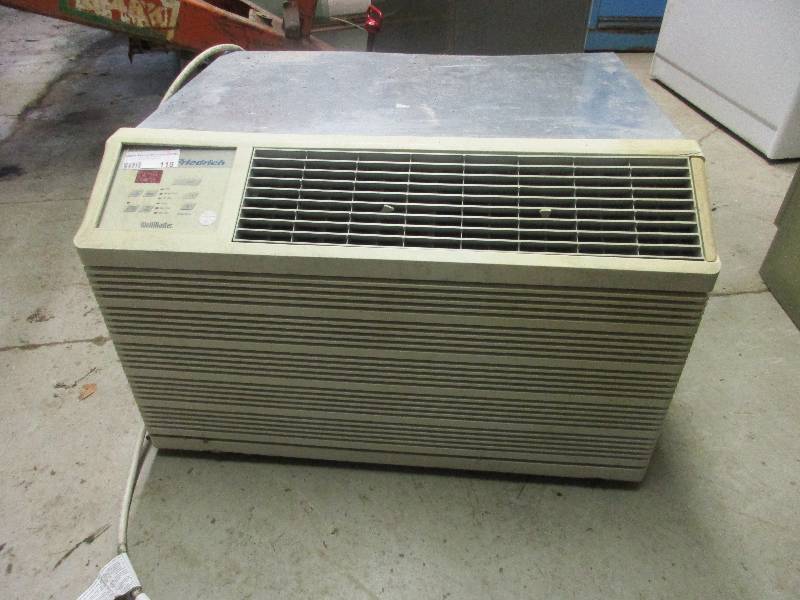 lot 118 image: wall master ac unit