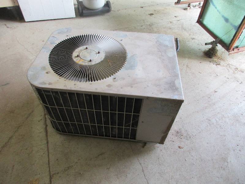 lot 126 image: central ac unit