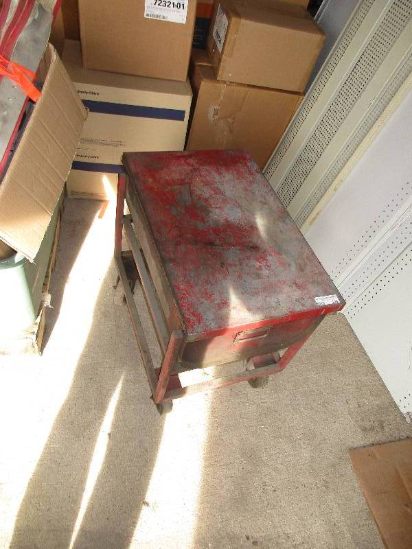 lot 149 image: parts cleaning bin w strainer