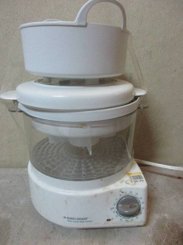 lot 174 image: bin of appliances