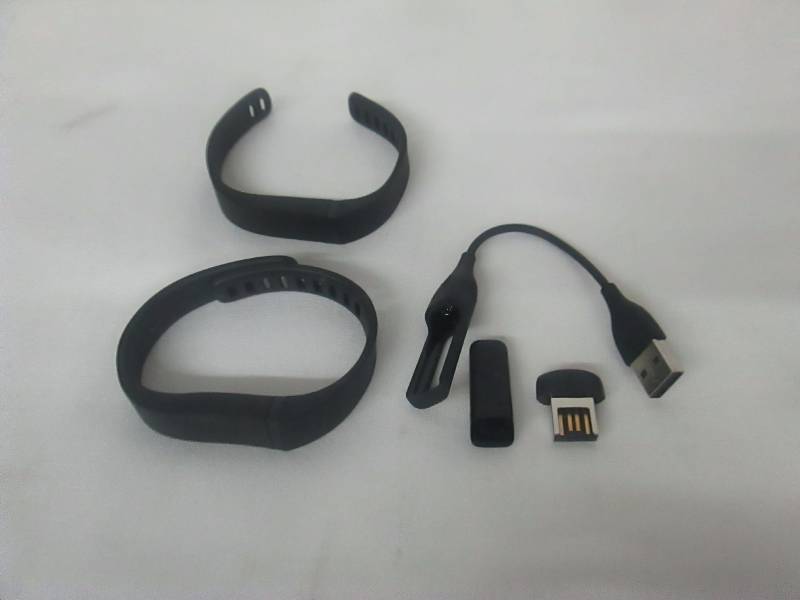 lot 17 image: Fitbit Flex Wireless Activity and Sleep Wristband