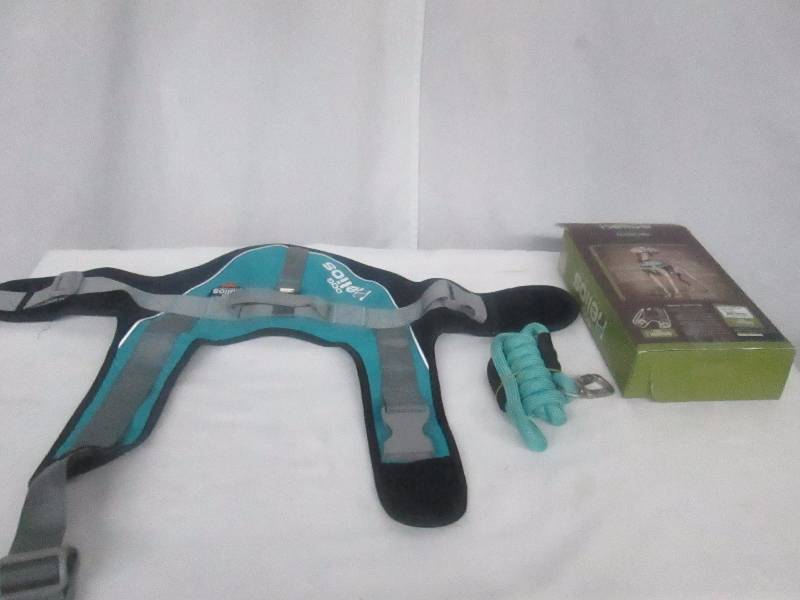 lot 37 image: Helios Bark-Mudder Easy Tension 2-in-1 Adjustable Dog Leash and Harness