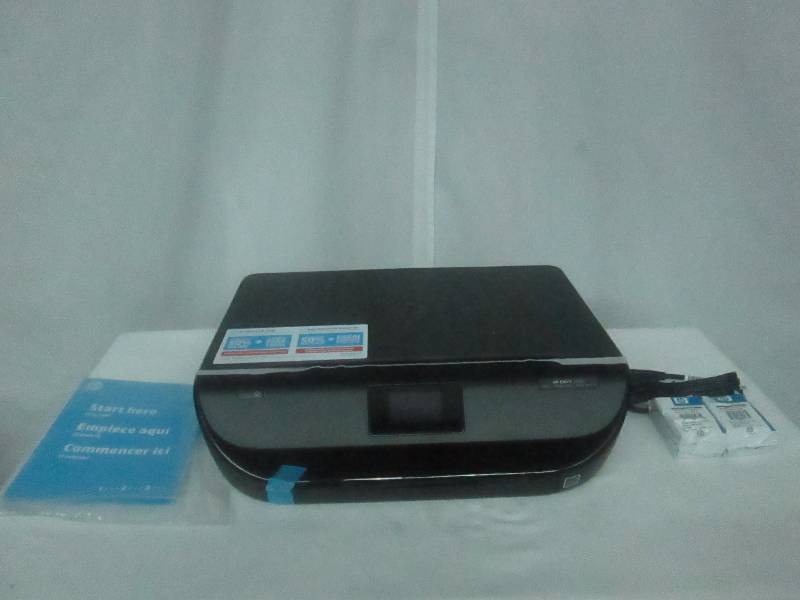 lot 22 image: HP Envy All-in-One Thermal Inkjet Printer with WiFi