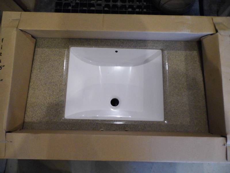 Vanity 22 x 37