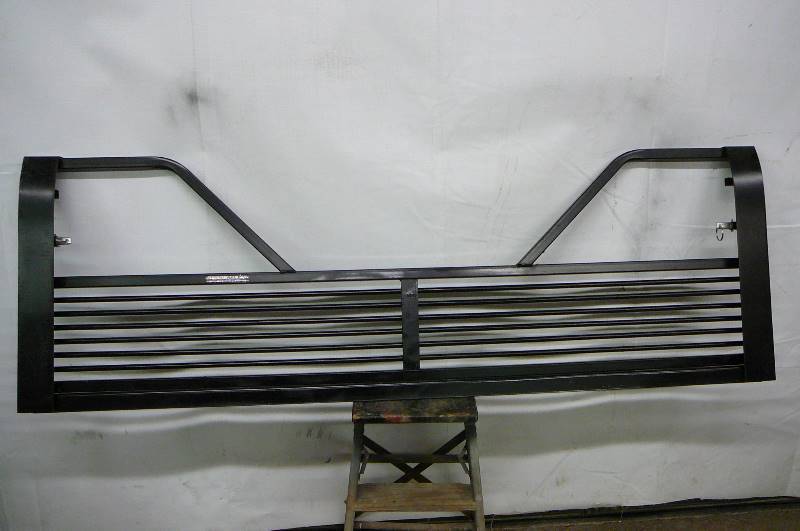 lot 12 image: Vented Tailgate