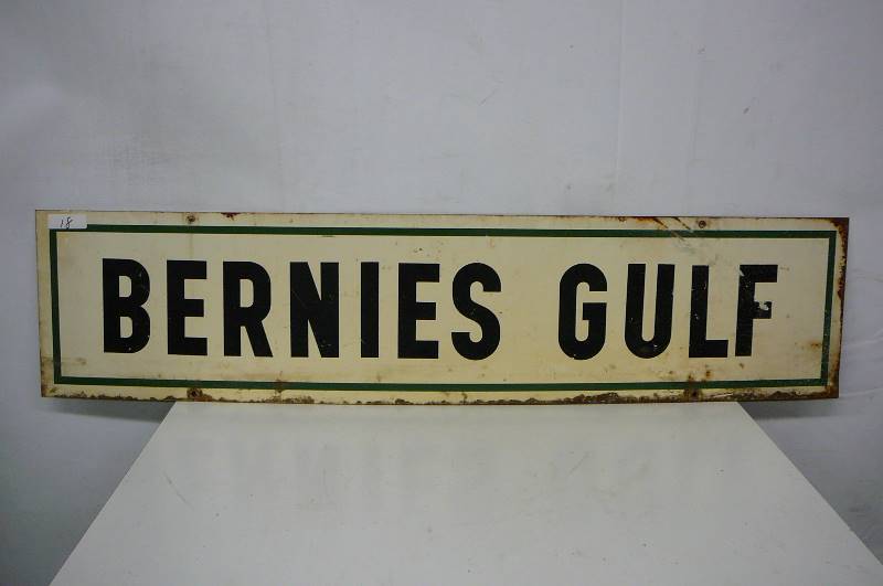 lot 18 image: Metal Sign