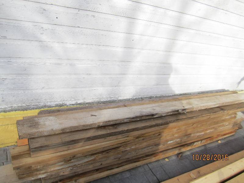 lot 57 image: Lot of 27 8 foot 2x6 boards...