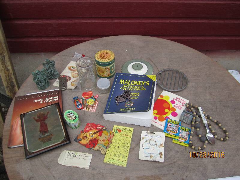 lot 76 image: Lot of vintage items  ...