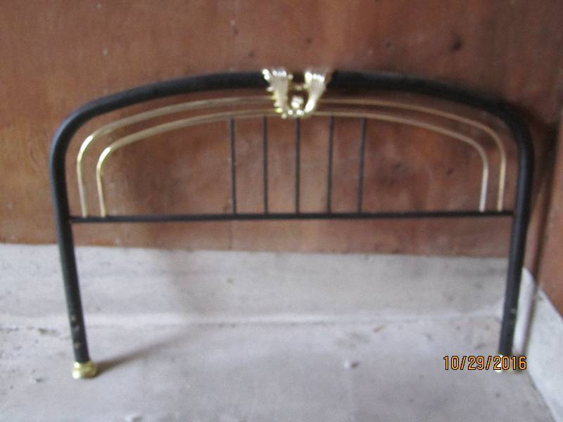 lot 106 image: Metal headboard...
