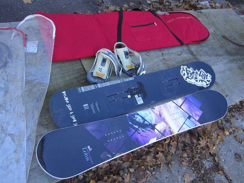 lot 151 image: 2 Snowboards with protective sleeve...