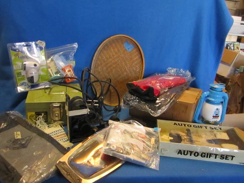 lot 168 image: Lot of Misc stuff...