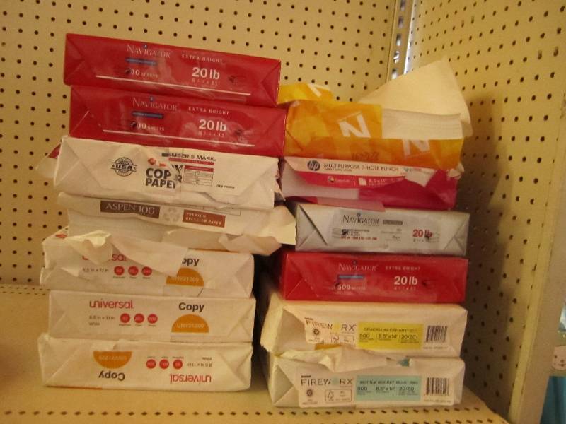 lot 173 image: Lot of copy paper reams