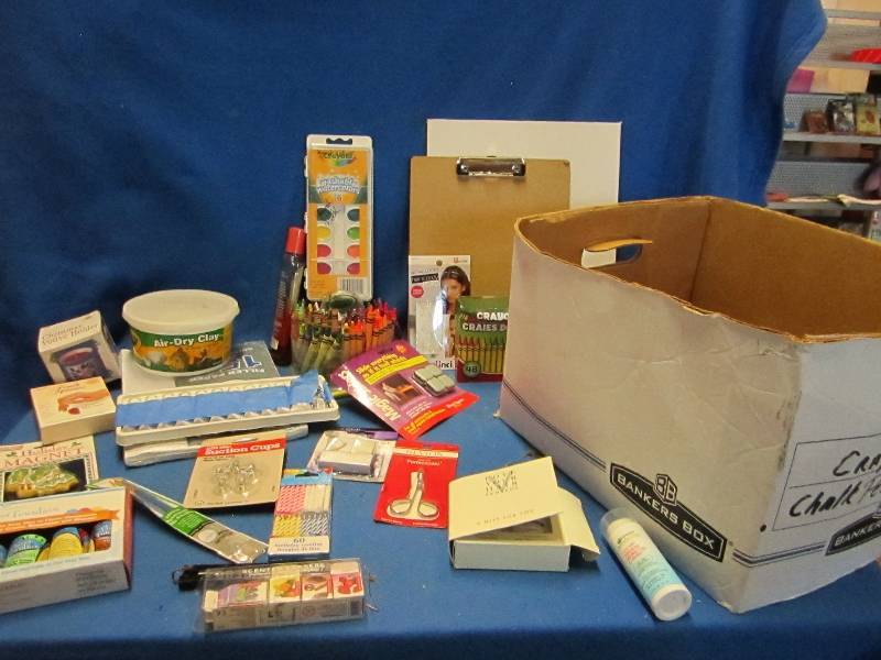lot 241 image: Lot of crafting supplies...