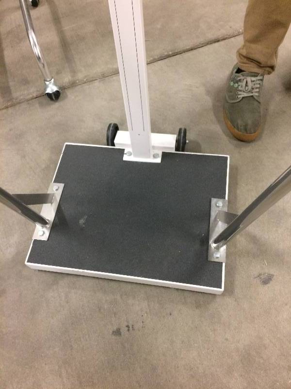 lot 15 image: Cardinal Detecto Physicians Office Scales With Handgrips Model 750 Great Condition