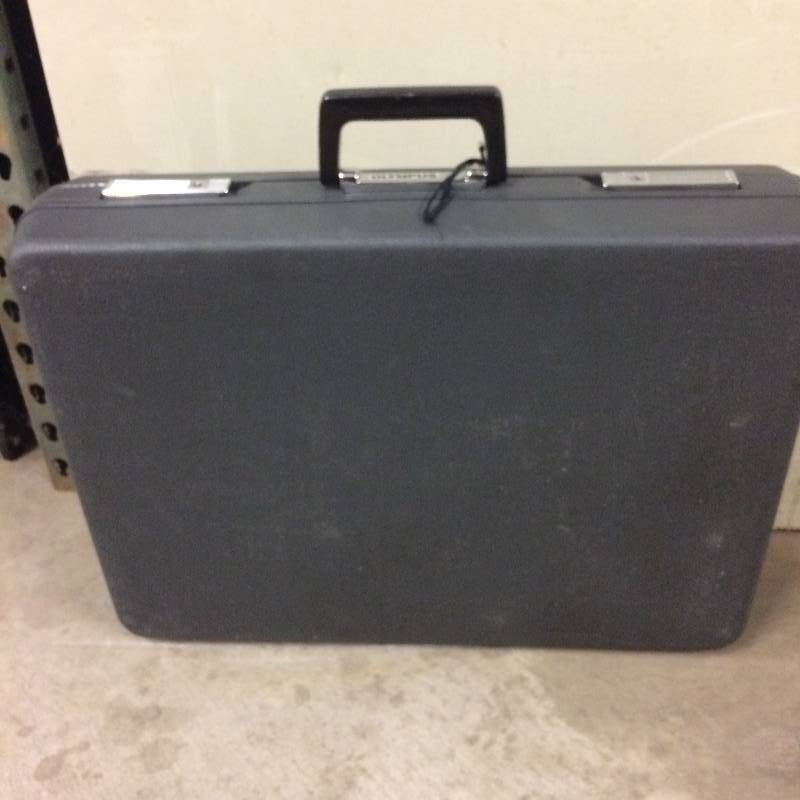 lot 7 image: Olympus OSF-2 Hard Case Can Be Used For Carrying any items Black Case Good Condition
