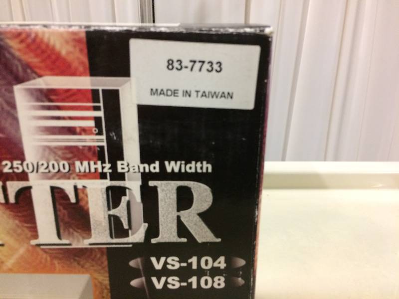 lot 30 image: Video Splitter for pcat 250200 vs 104 vs 108 White Great Condition With Original Box