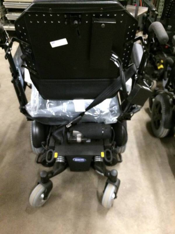 lot 68 image: Invacare TDX SP Power Wheelchair - Please Note Has An Error On The Screen When You Turn It On That Says Left Brake Fault - See Pic