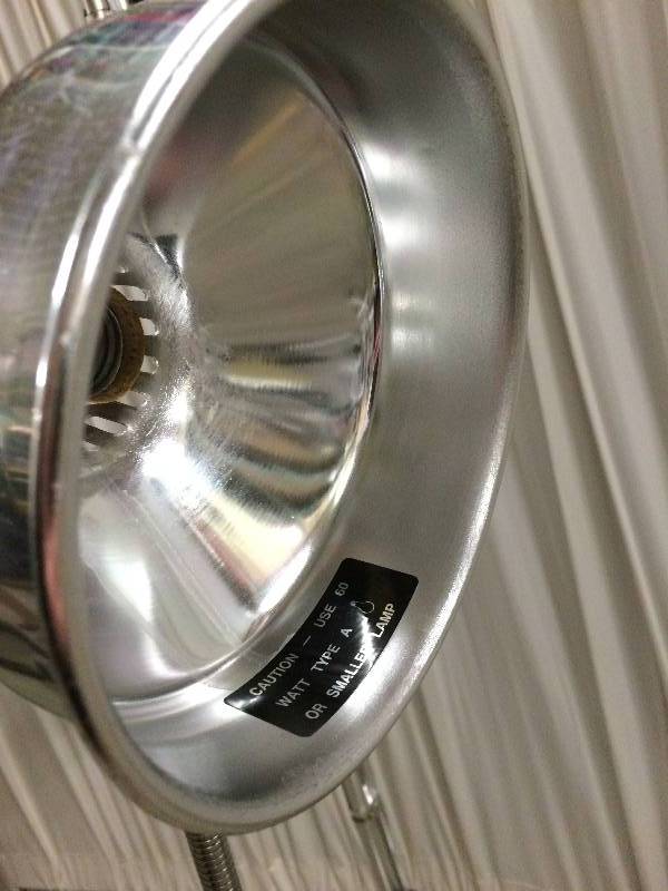 lot 62 image: Retails New $170 Nightingale Cool Touch Chrome Gooseneck Adjustible Industrial Medical Exam Light Lamp - Excellent Condition