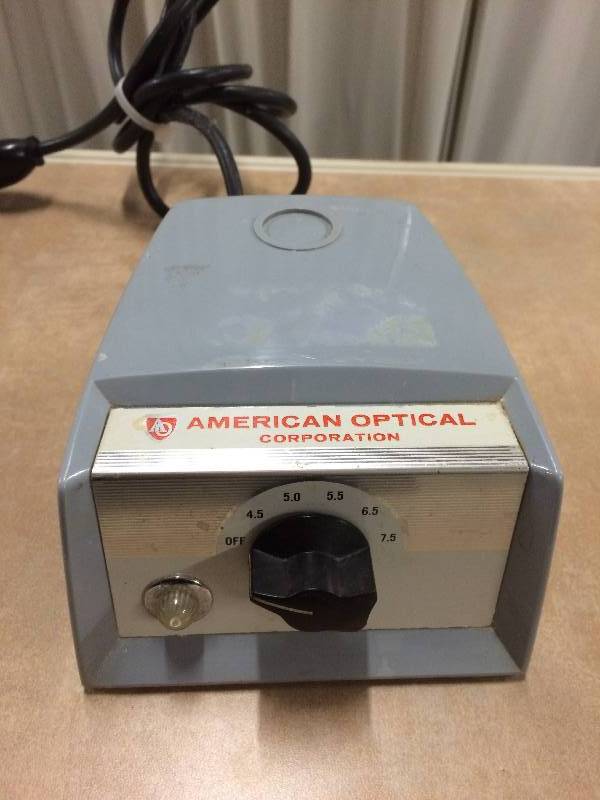 lot 55 image: American Optical Spencer Binocular Microscope With Three Objectives & American Optical Transformer model 1051 Microscope Power Supply - Super Condition