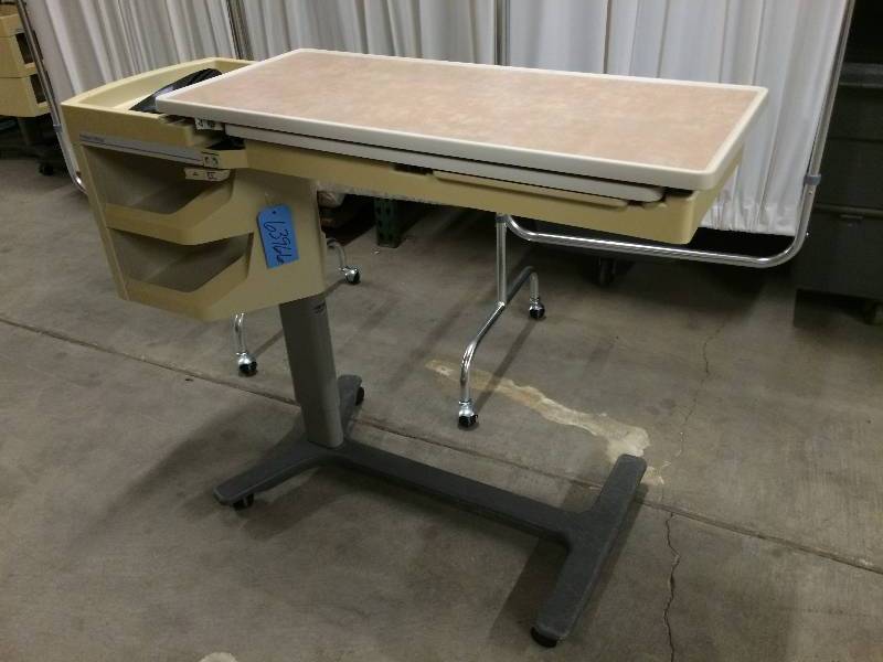 lot 51 image: Online Used $200 Mobile Height Adjustible Great For Home Office Laptop Computer Use or Overbed Workstation Hill-Rom Patient Mate Model 632-F Tray Table With Mirror - Super Condition