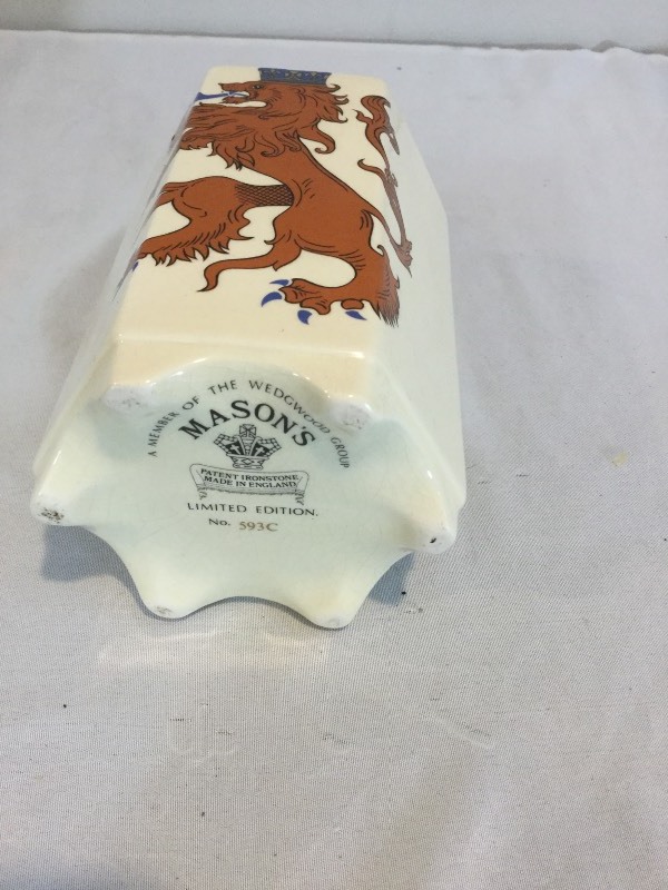 lot 25 image: King of Scots Masons Ironstone