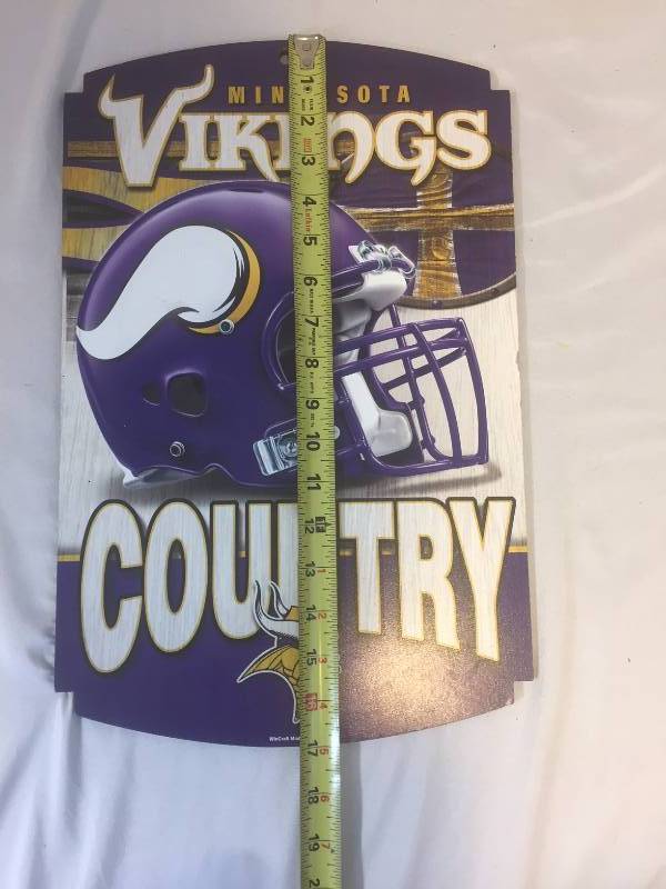 lot 30 image: Wood Vikings Sign
