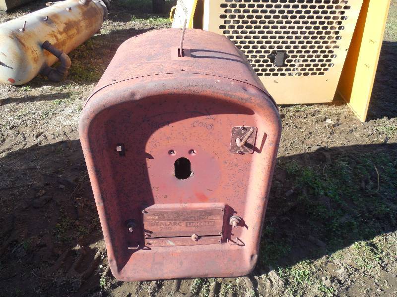 LINCOLN IDEAL ARC WELDER