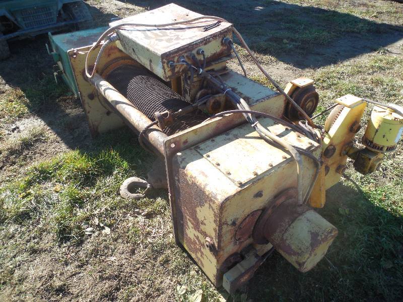 15,000 LB WINCH WITH 15 HP ELECTRIC MOTOR