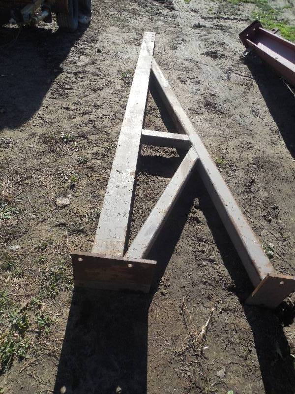 PEDESTAL FOR SHOP CRANE 12