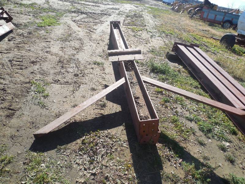 2 PEDESTAL LEGS FOR SHOP CRANE