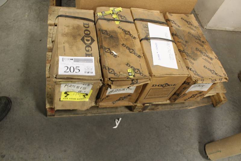 lot 205 image: Dodge Type E Pillow Block Bearings