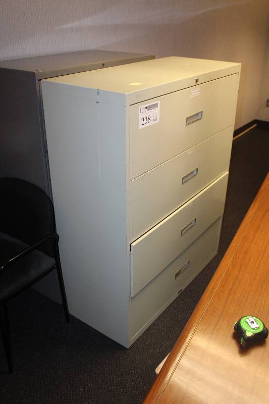 lot 238 image: Lot of (2) 3&4-Drawer Metal Lateral File Cabinet