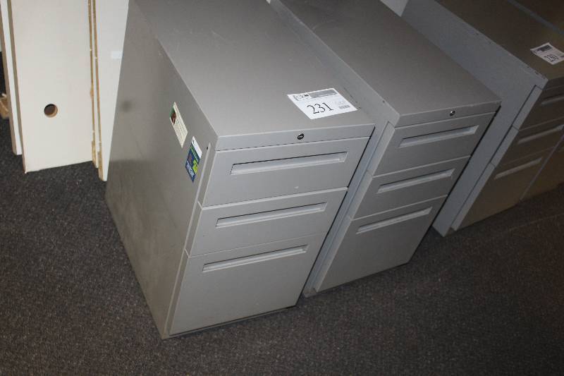 lot 231 image: Lot of (2) Lockable 3-Drawer Metal File Cabinet
