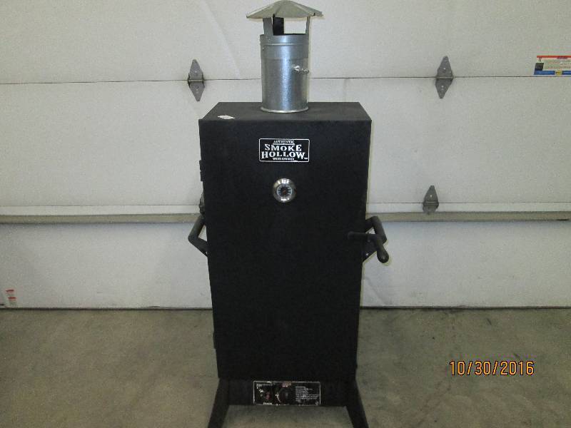 lot 2 image: Smoke Hollow Propane Wood Smoker, H...