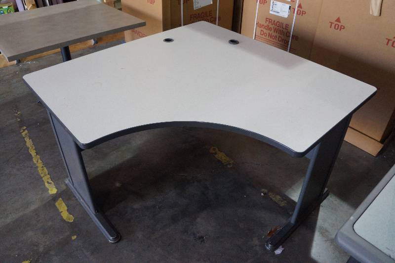 Corner Table