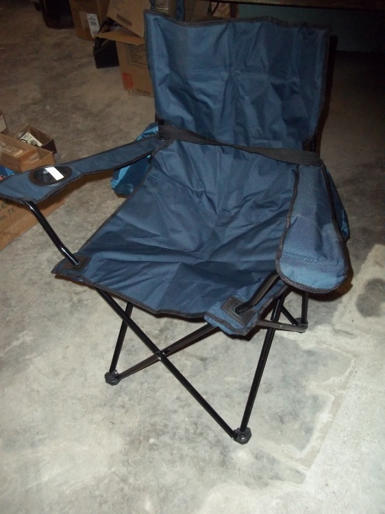 lot 47 image: Nylon Lawn Chair