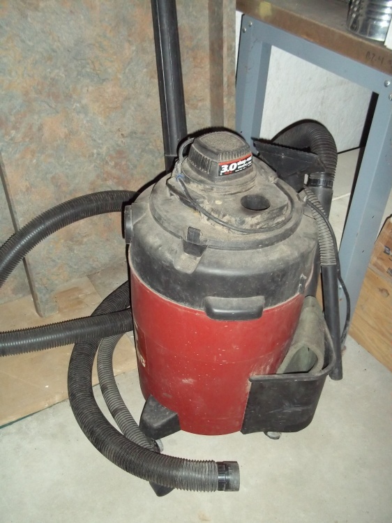 lot 62 image: 3 hp Shop Vac 16 gallon