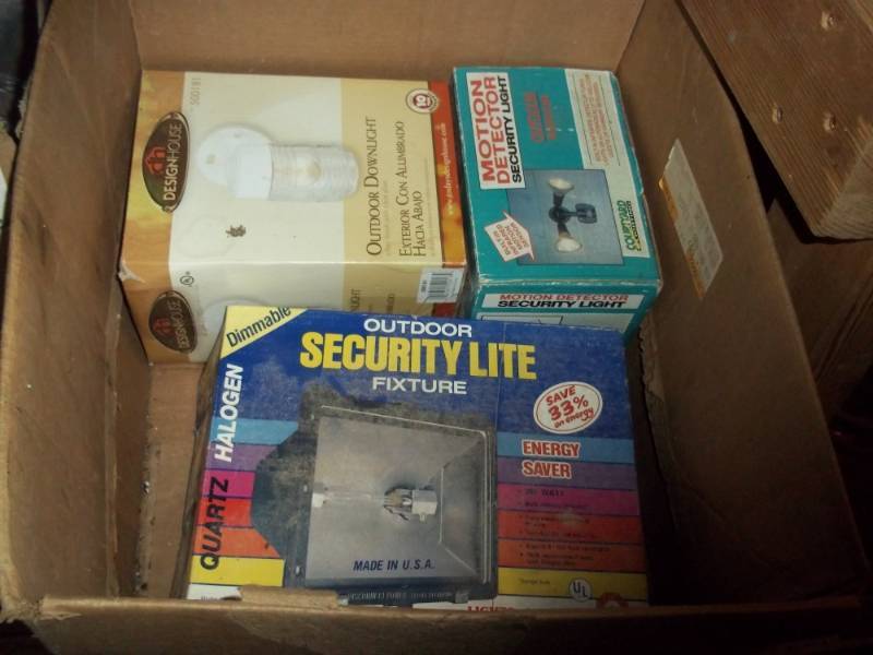 lot 70 image: Box of outdoor lighting and vintage door bell