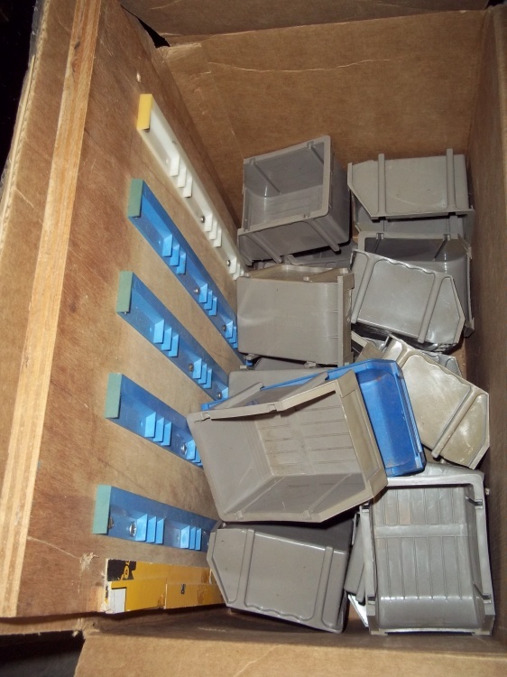 lot 87 image: Box of tool bins with wall rack