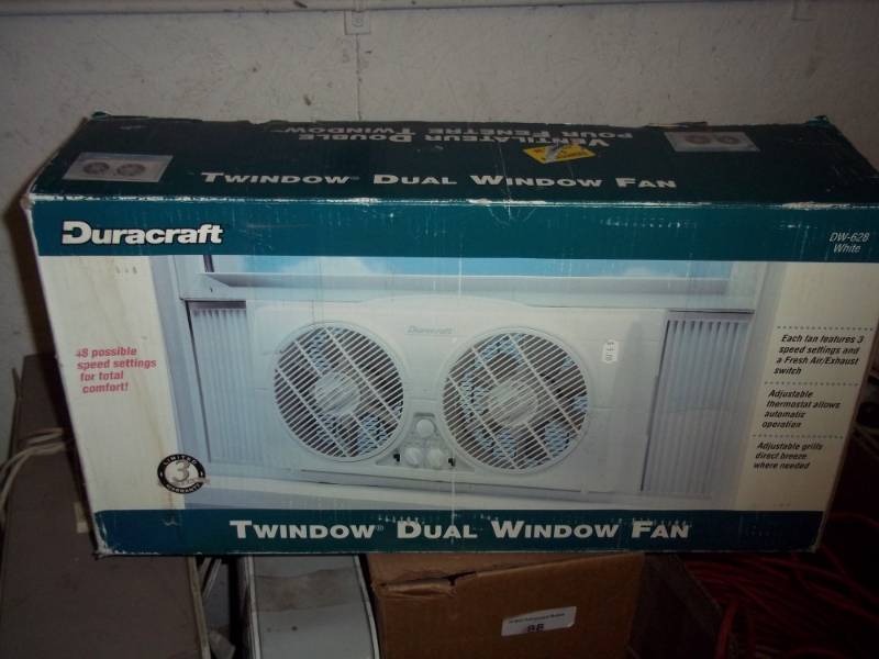 lot 91 image: Window Fan