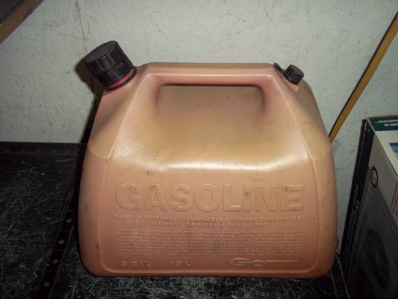 lot 94 image: Gas can