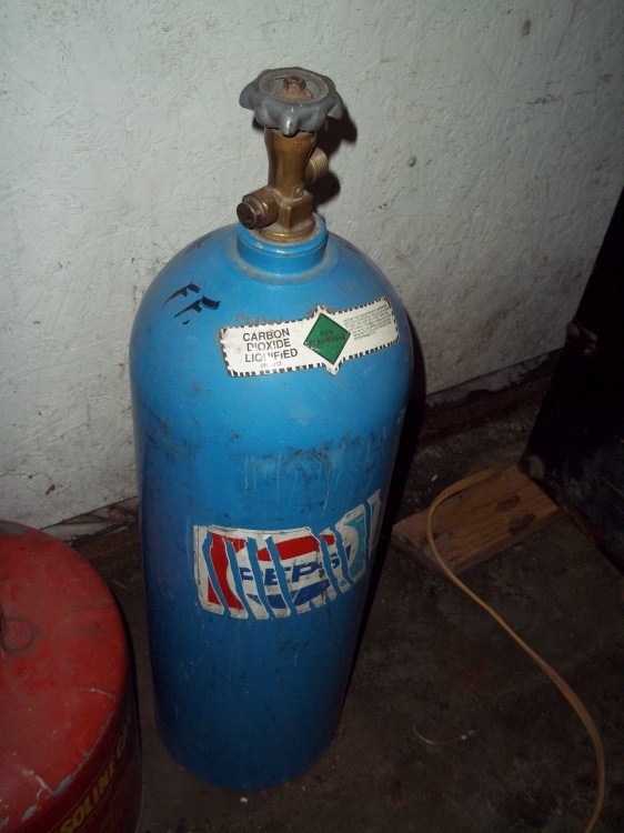 lot 105 image: Pepsi Carbon Dioxide tank